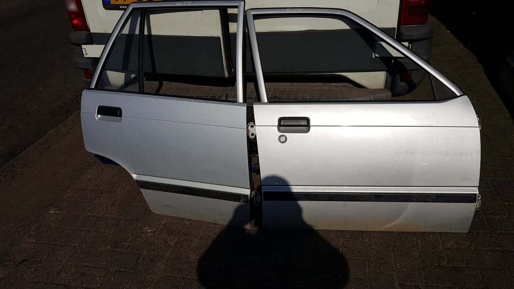 Suzuki Alto portieren rechtsvoor en rechtsachter bj 1988, Ophalen of Verzenden, Gebruikt, Deur