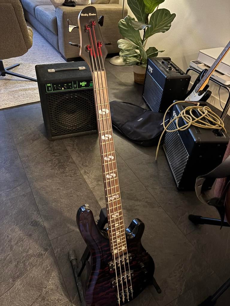 Fijne Basgitaar, B-450 HB, Ophalen of Verzenden, Zo goed als nieuw, Elektrisch