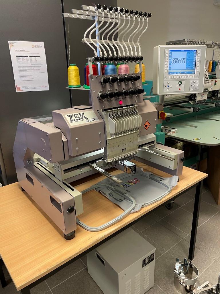 Te koop gevraagd ZSK Borduurmachines Embroidery machine, Ophalen, Machineborduren, Borduurmachine