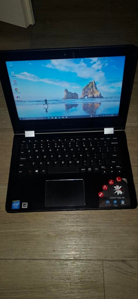 Lenovo Yoga 300 - Compacte Laptop, Computers en Software, Windows Laptops, Gebruikt, Met videokaart, Qwerty, Ophalen of Verzenden