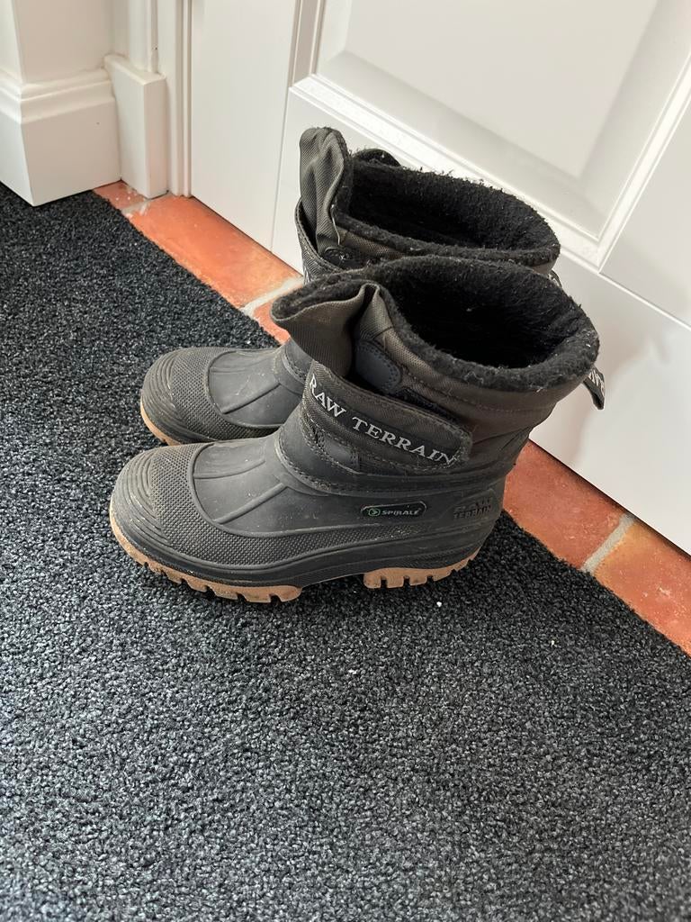 Stevige snowboots maat 36 - Weinig gedragen!, Ophalen of Verzenden, Zo goed als nieuw, Jongen of Meisje, Laarzen