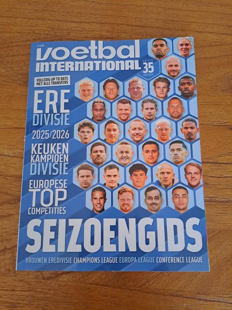 Voetbal International Seizoengids 2025/2026, Boeken, Tijdschriften en Kranten, Zo goed als nieuw, Sport en Vrije tijd, Ophalen of Verzenden