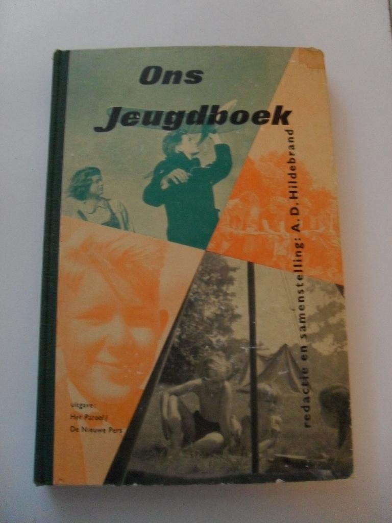 2 delen ons jeugdboek - samenstelling a.d. hildebrand, Ophalen of Verzenden, Gelezen, Fictie algemeen