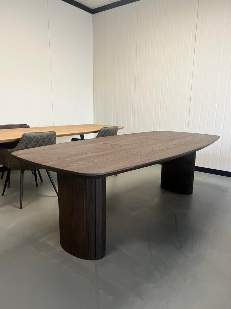 Deens ovaal japandi poot dark roast kleur 240x110, Japandi, 100 tot 150 cm, -, -
