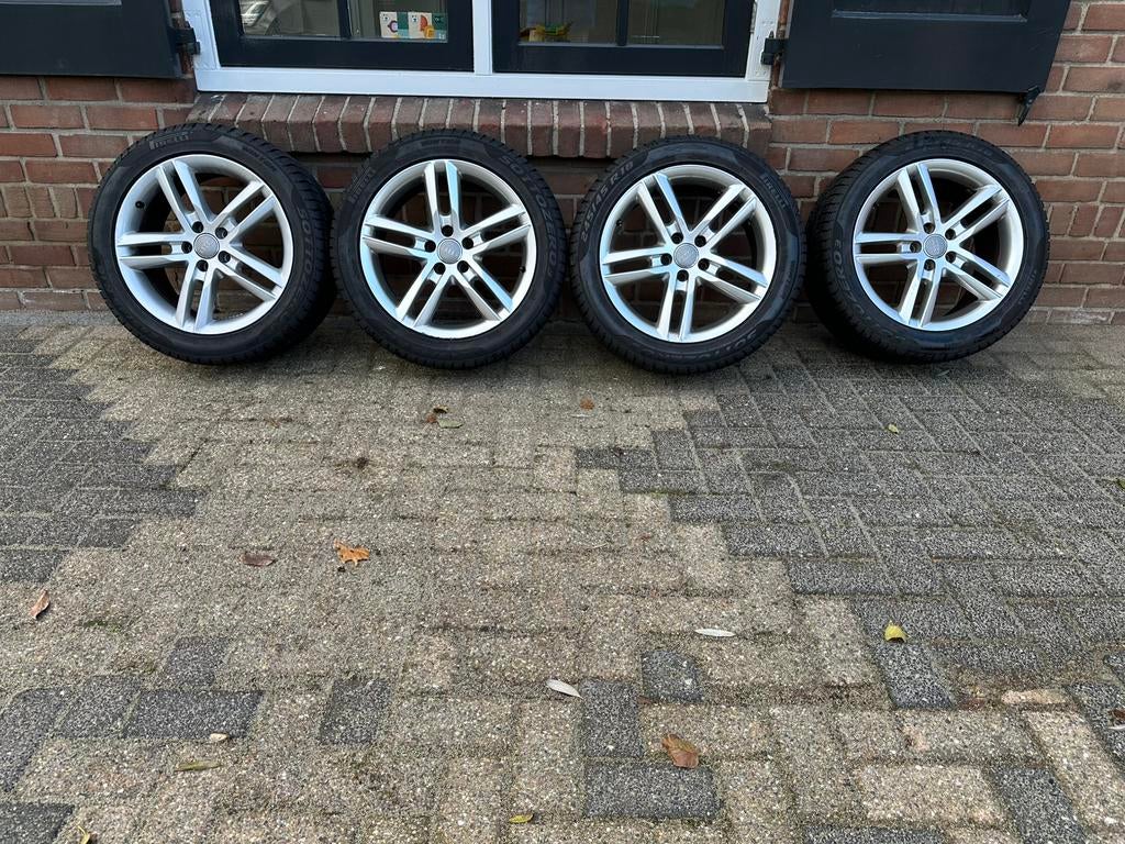 Originele 18 inch Audi velgen met winterbanden, Ophalen, 18 inch, 245 mm, Velg(en)