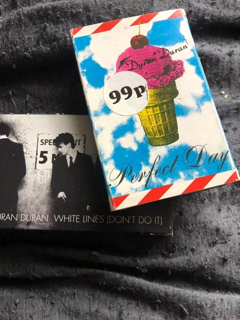 2 duran duran muziek cassettes, Cd's en Dvd's, Cassettebandjes, Ophalen of Verzenden, Zo goed als nieuw, Pop, 2 t/m 25 bandjes