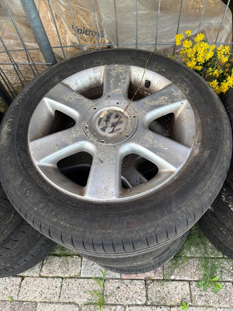 Volkswagen Caddy velgen met banden, Ophalen, Gebruikt, Volkswagen