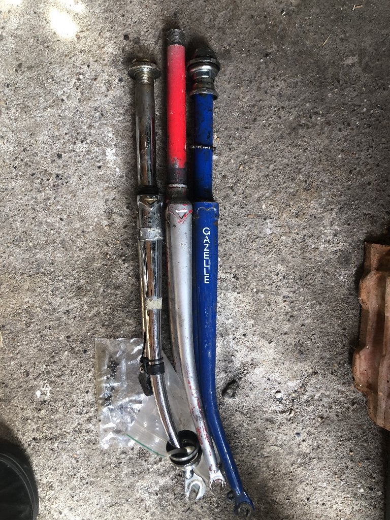 3 voorvorken voor racefietsen Gazelle e.a 25 €, Fietsen en Brommers, Gebruikt, Staal, Ophalen of Verzenden, Voorvork