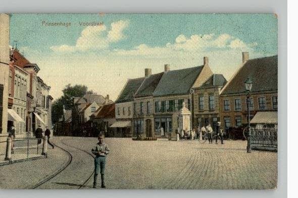 Prinsenhage Voorstraat Dorpspomp+tramspoor uitg E.van Wees, Ophalen of Verzenden, Voor 1920, Ongelopen, Noord-Brabant