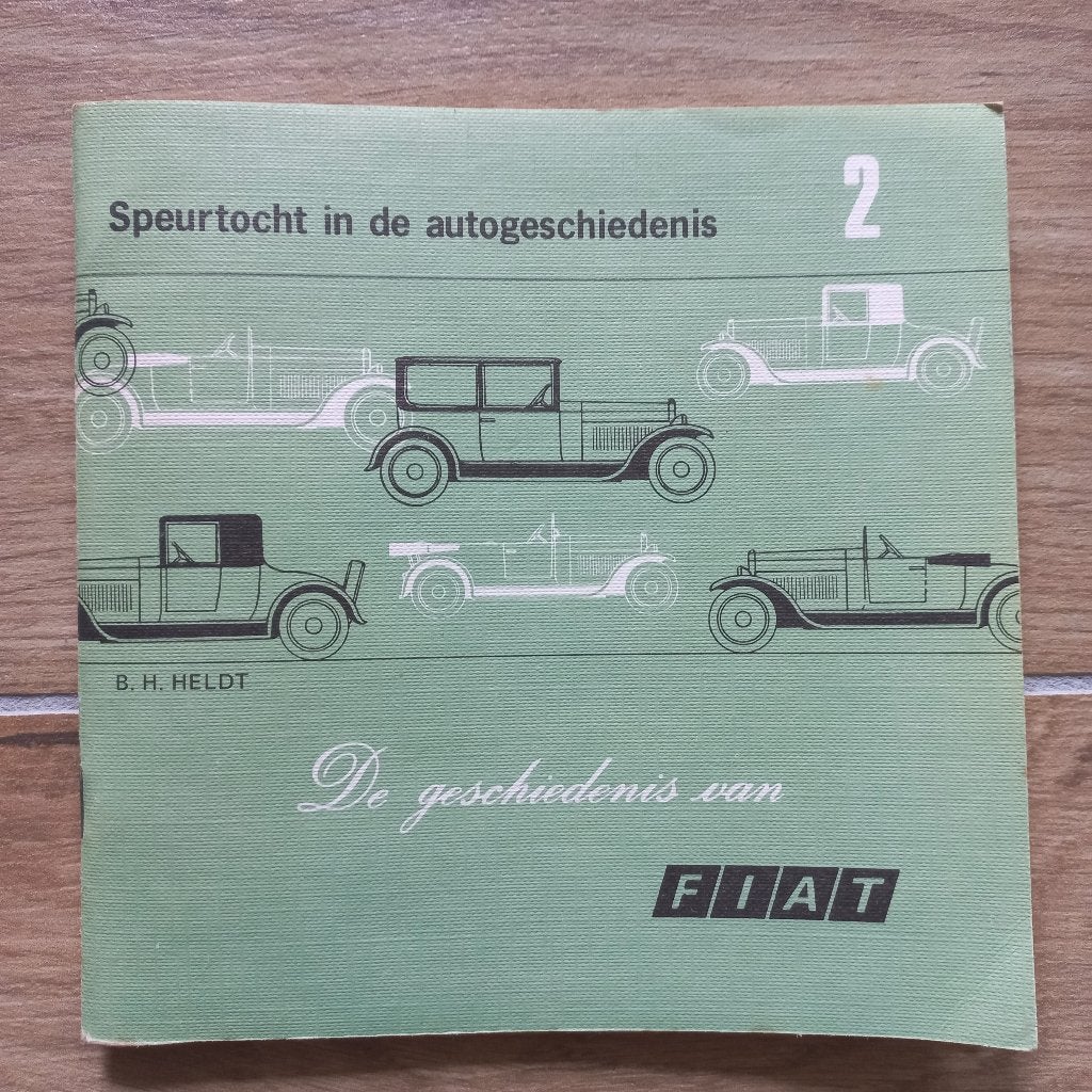 boekje geschiedenis van Fiat, Boeken, Ophalen of Verzenden, Overige vervoermiddelen