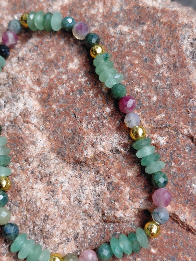 Ketting met groene aventurijn en groen/paarse toermalijn, Helenemvandenbos@gmail.com, 1974SB, Nieuw, Crystal Rock gems