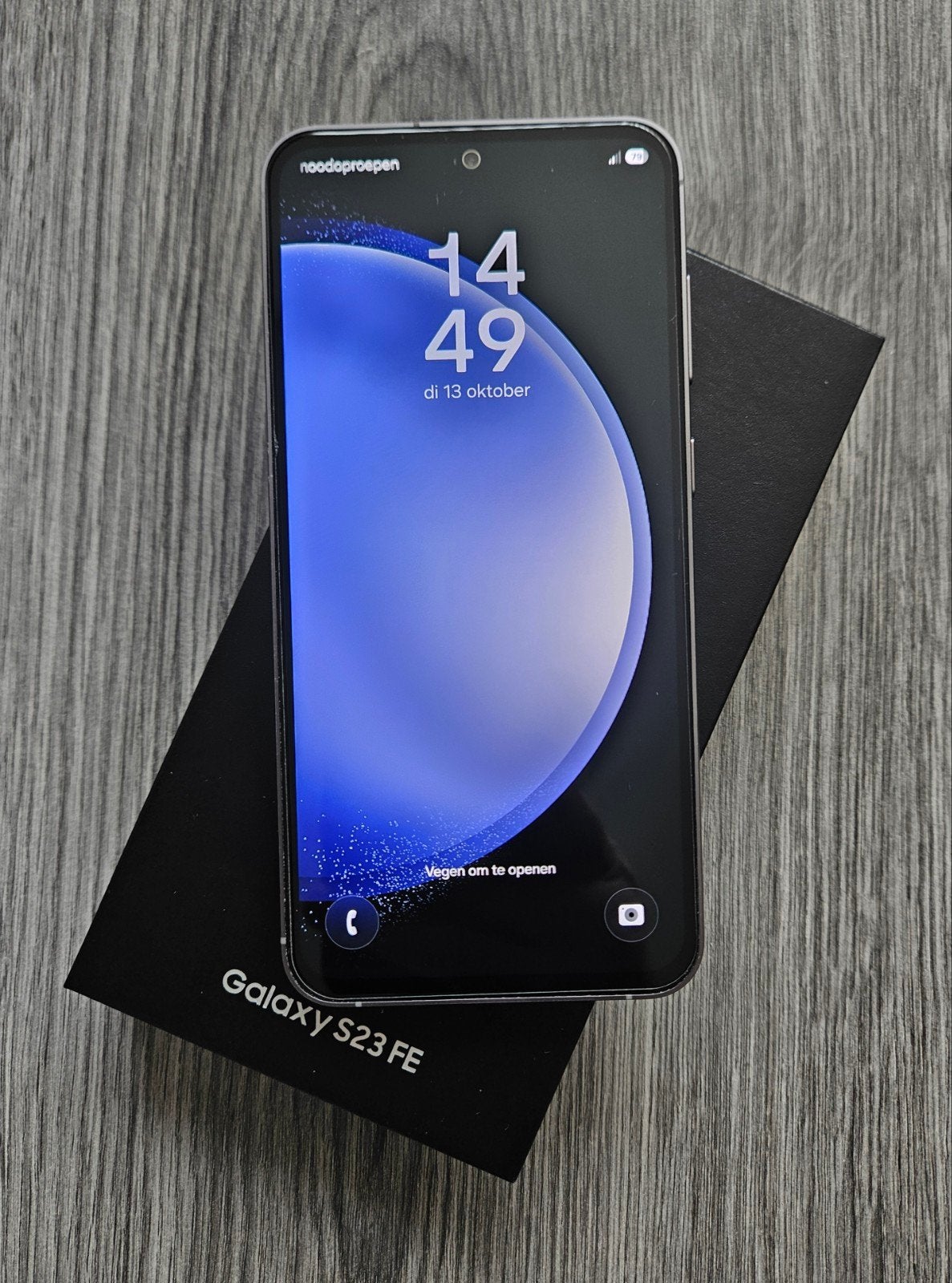 Samsung Galaxy S23 FE Graphite
Dual-Sim 5G 128 GB, Ophalen, Zwart, Touchscreen, Zo goed als nieuw