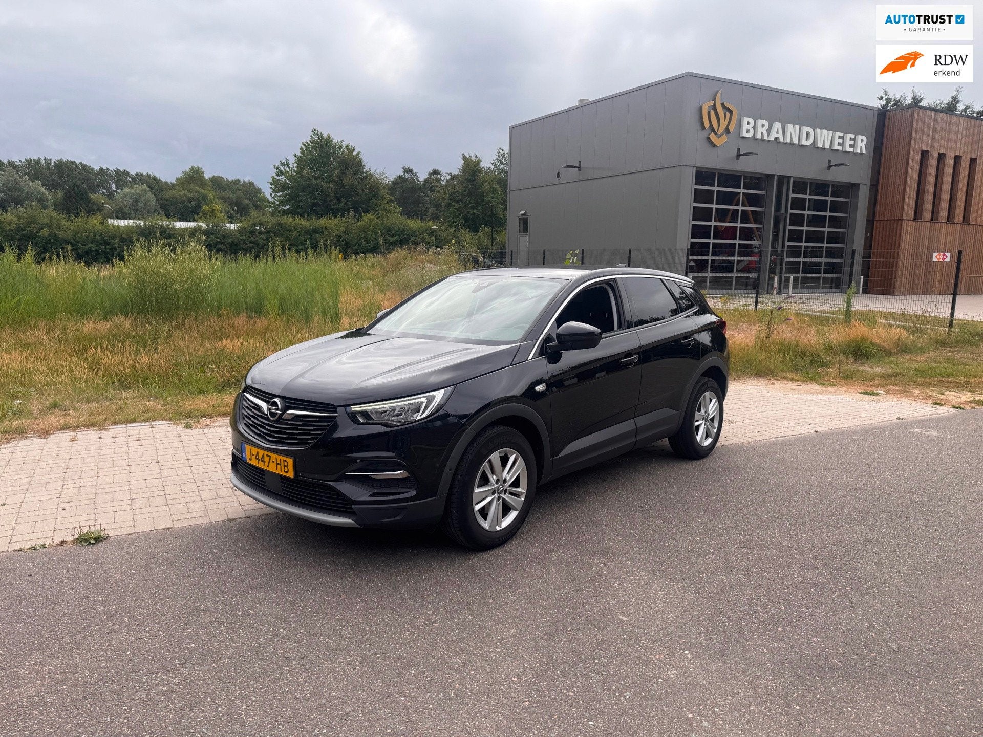 Opel Grandland X 1.5 CDTi Business Executive Clima.Navi.Came, Auto's, Voorwielaandrijving, Gebruikt, Euro 6, 715 kg