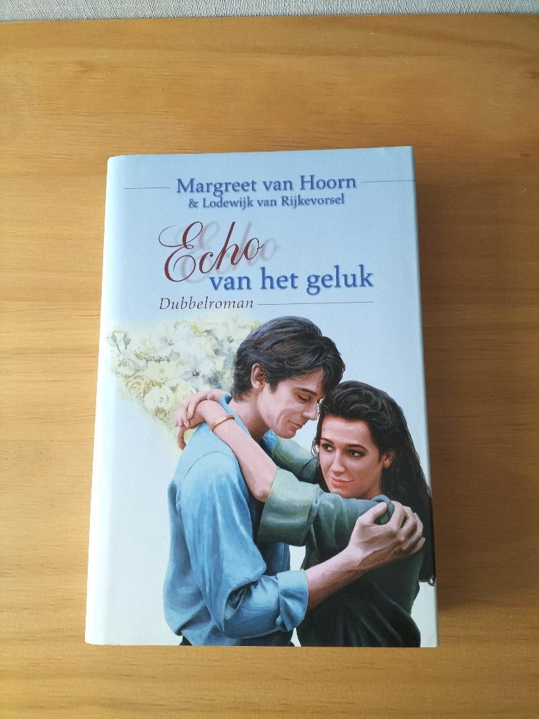Dubbelroman Echo van geluk, Ophalen of Verzenden, Zo goed als nieuw, Diverse auteurs, Nederland