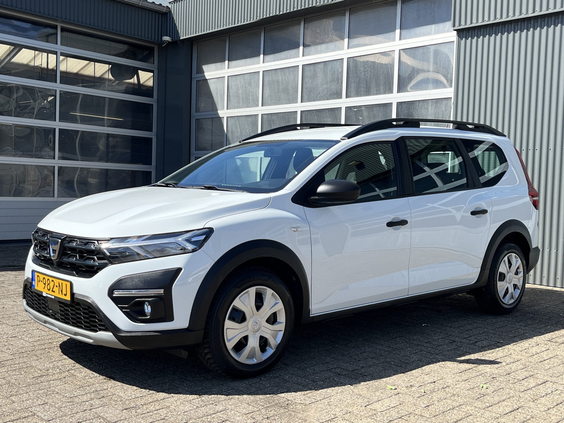 Dacia Jogger 1.0 TCe 110 7-Persoons Airco Cruise controle Tr, Auto's, Voorwielaandrijving, Stof, Gebruikt, 7 stoelen