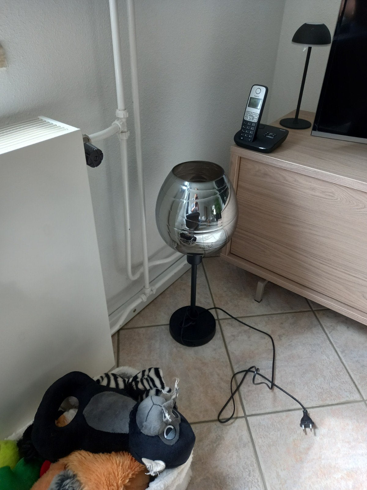 Te koop tafellamp inc de bollamp, Huis en Inrichting, Lampen | Vloerlampen, Ophalen of Verzenden, Zo goed als nieuw, Minder dan 100 cm