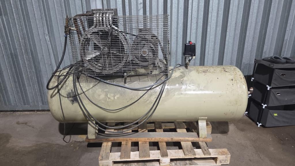 Mark compressoren  Sprint Line - 500 liter, Doe-het-zelf en Verbouw, Compressors, Gebruikt, 10 bar of meer, 100 liter of meer