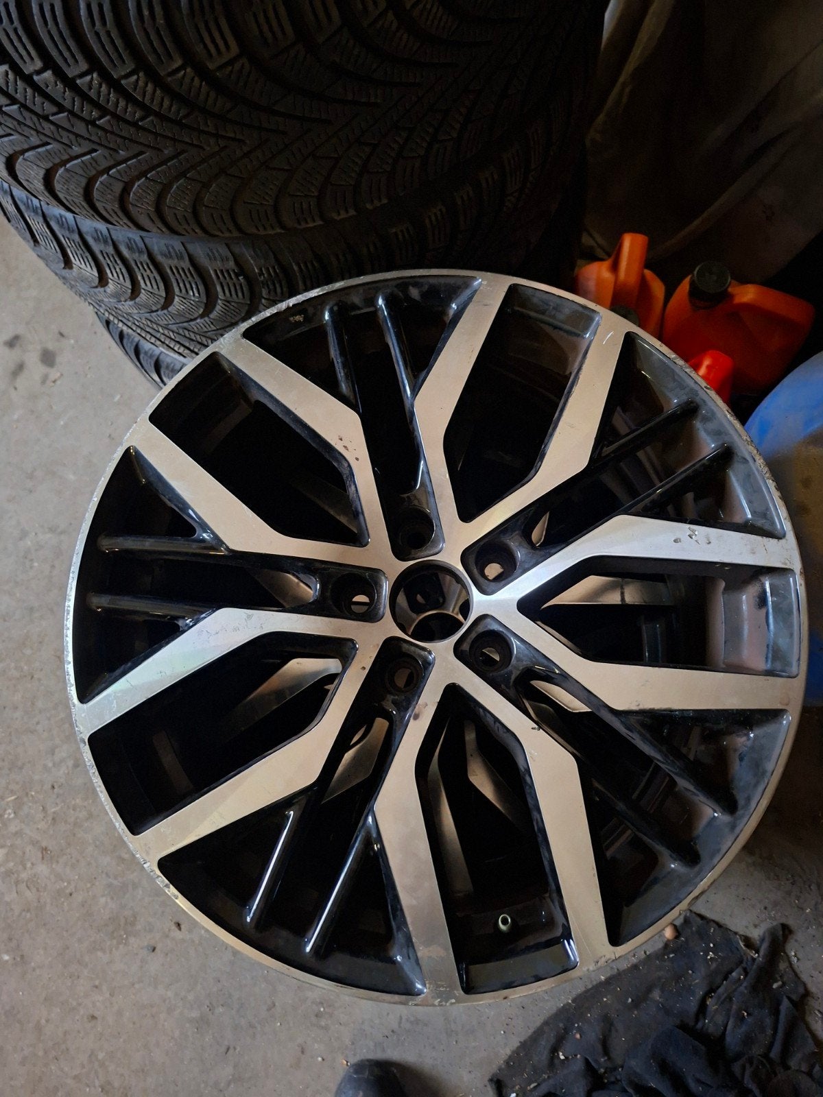 Santiago velg 18 inch vw gti, Ophalen