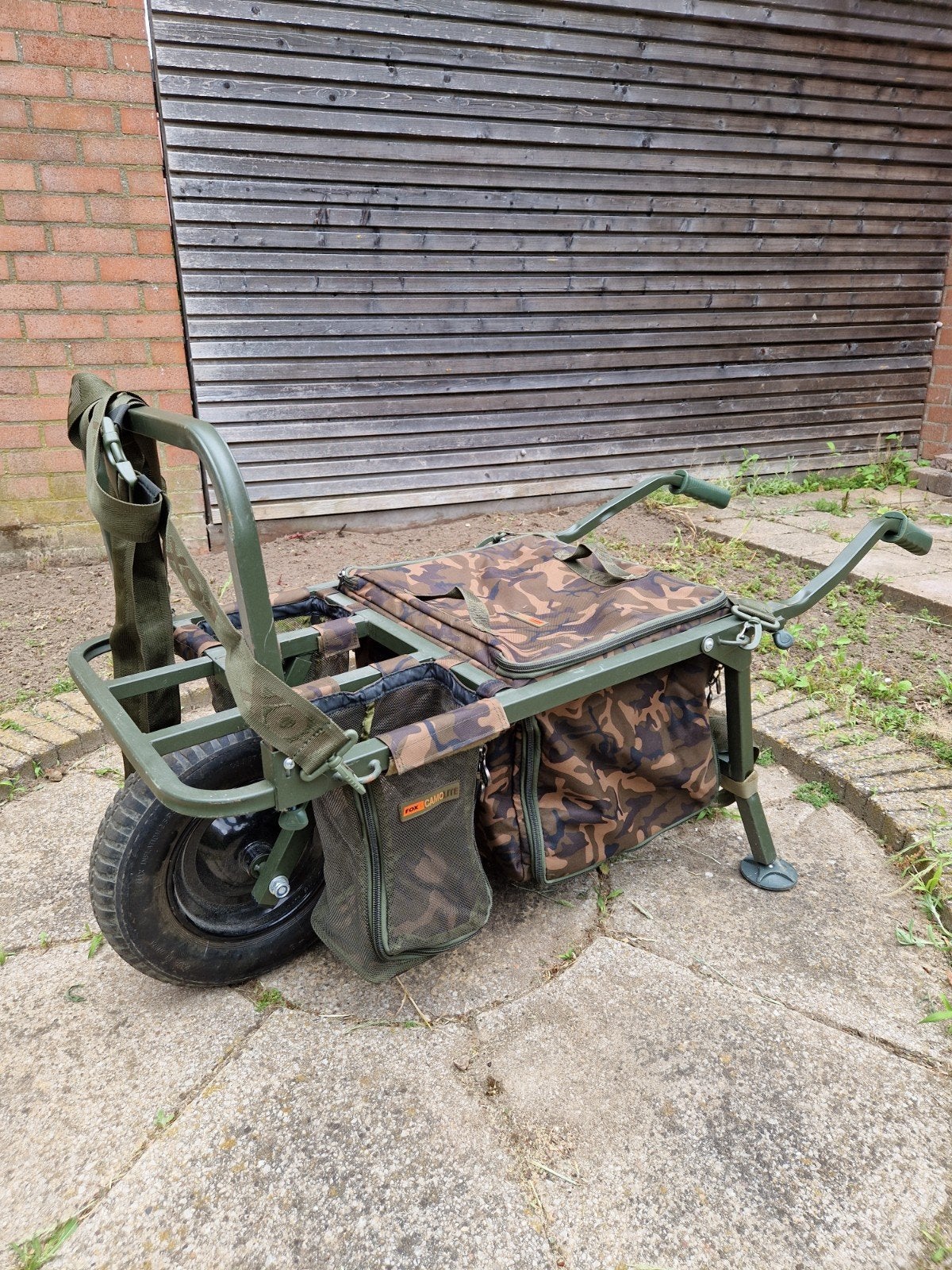 Fox Explorer Barrow Compleet, Ophalen