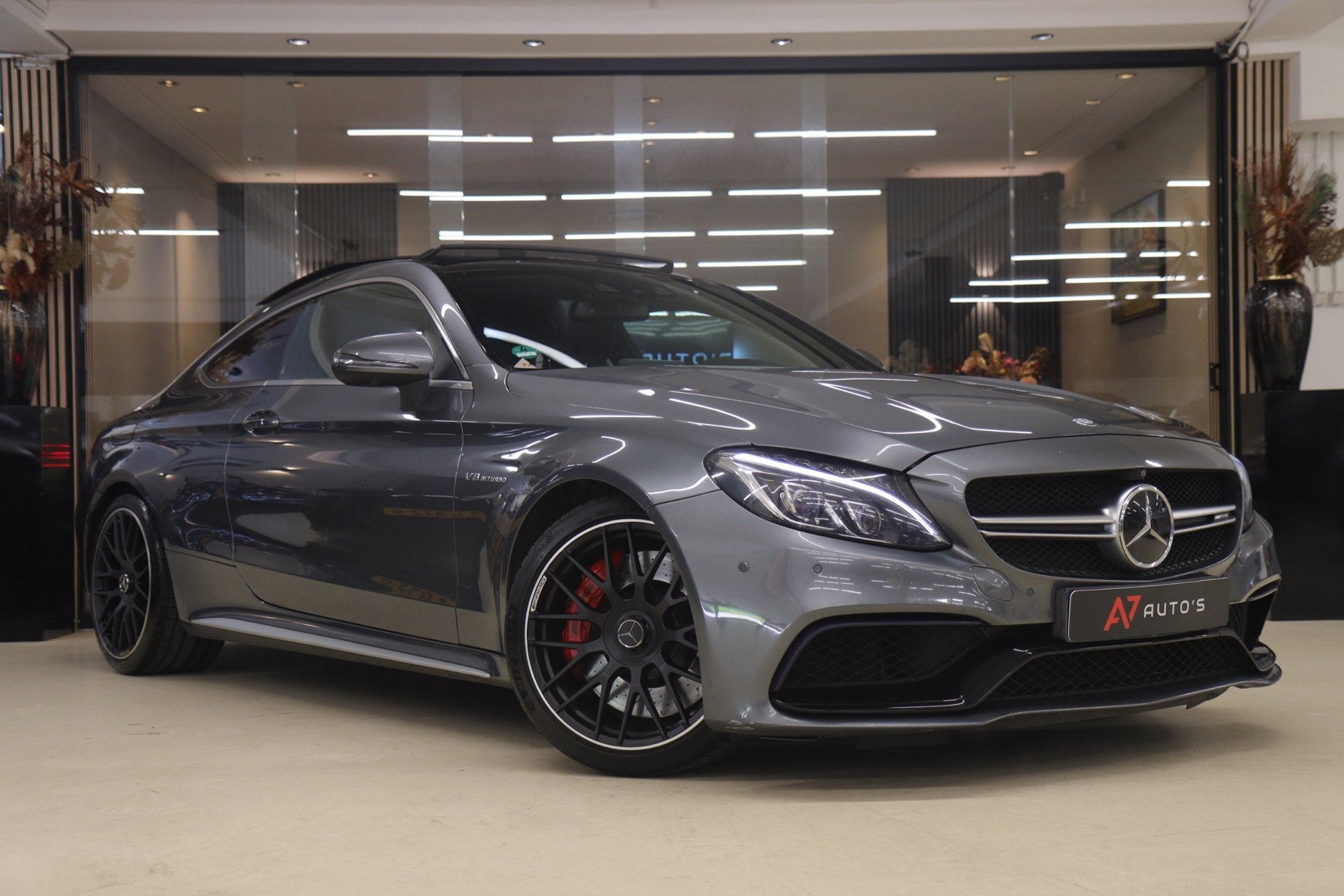 Mercedes-Benz C-klasse Coupé AMG 63 S PANO/360CAM/BURM/ACC/, Auto's, Mercedes-Benz, Automaat, Achterwielaandrijving, Gebruikt