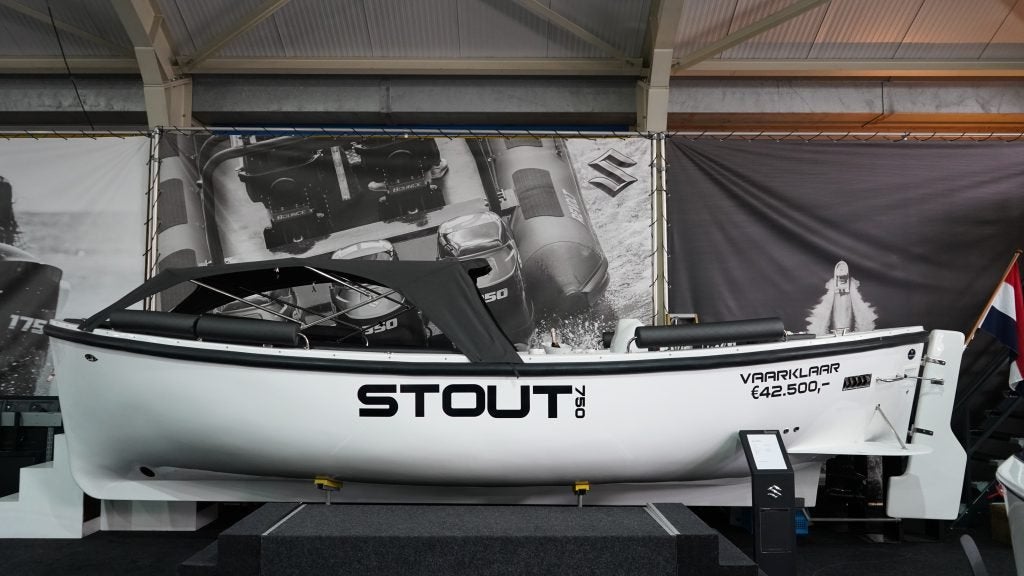 Stout 750 incl. 30 Pk DIRECT VAREN, Watersport en Boten, Sloepen, Herenweg 10 Rijnsaterwoude, Overige typen, Overige brandstoffen