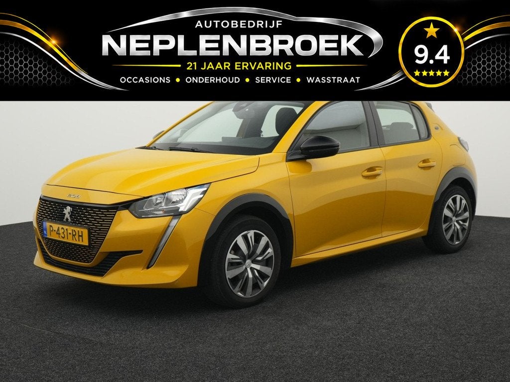 Peugeot e-208 EV Active 50 kWh Automaat Bj 2022 Km 70.000 De, Auto's, Peugeot, 136 pk, Gebruikt, Zwart, Leder en Stof