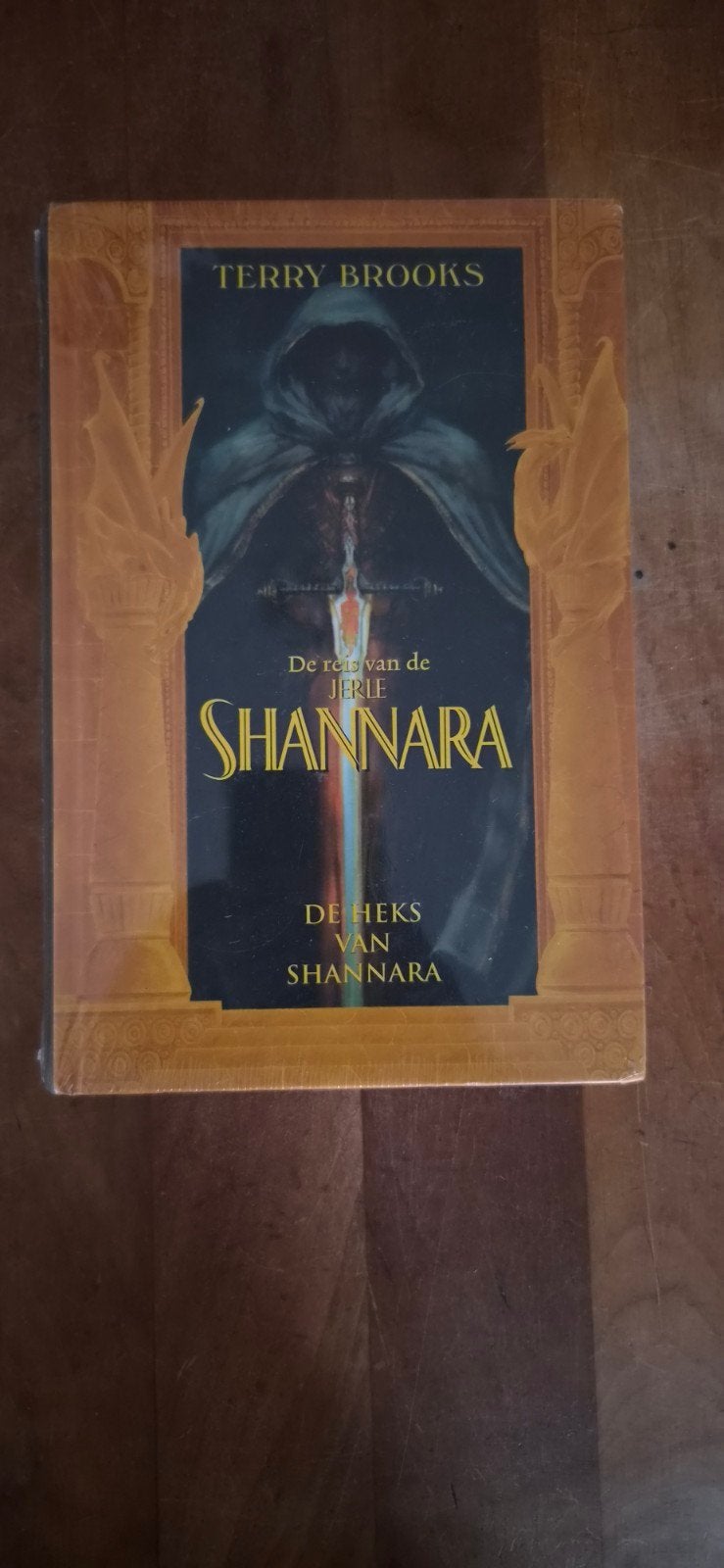 De Heks van Shannara - Terry Brooks (De reis van de Jerle), Ophalen of Verzenden, Gelezen, Terry Brooks