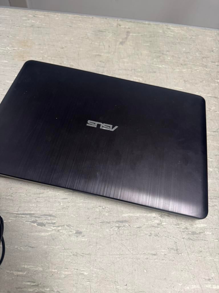 Asus laptop, Computers en Software, Windows Laptops, Ophalen of Verzenden, Zo goed als nieuw, 15 inch, 2 tot 3 Ghz