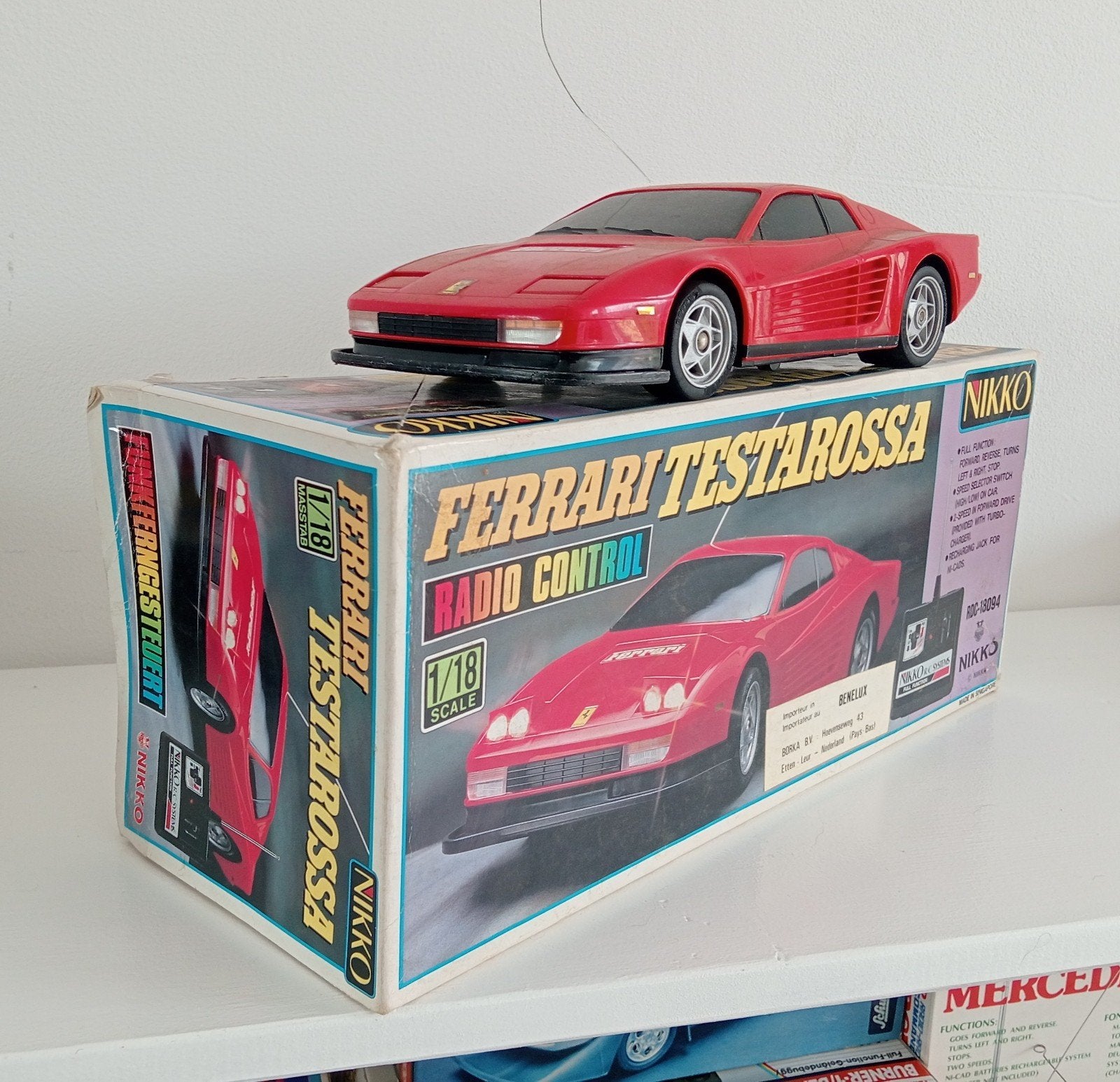 Vintage RC Nikko Ferrari Testarossa, Ophalen of Verzenden, Zo goed als nieuw, Overige schalen, Auto onroad