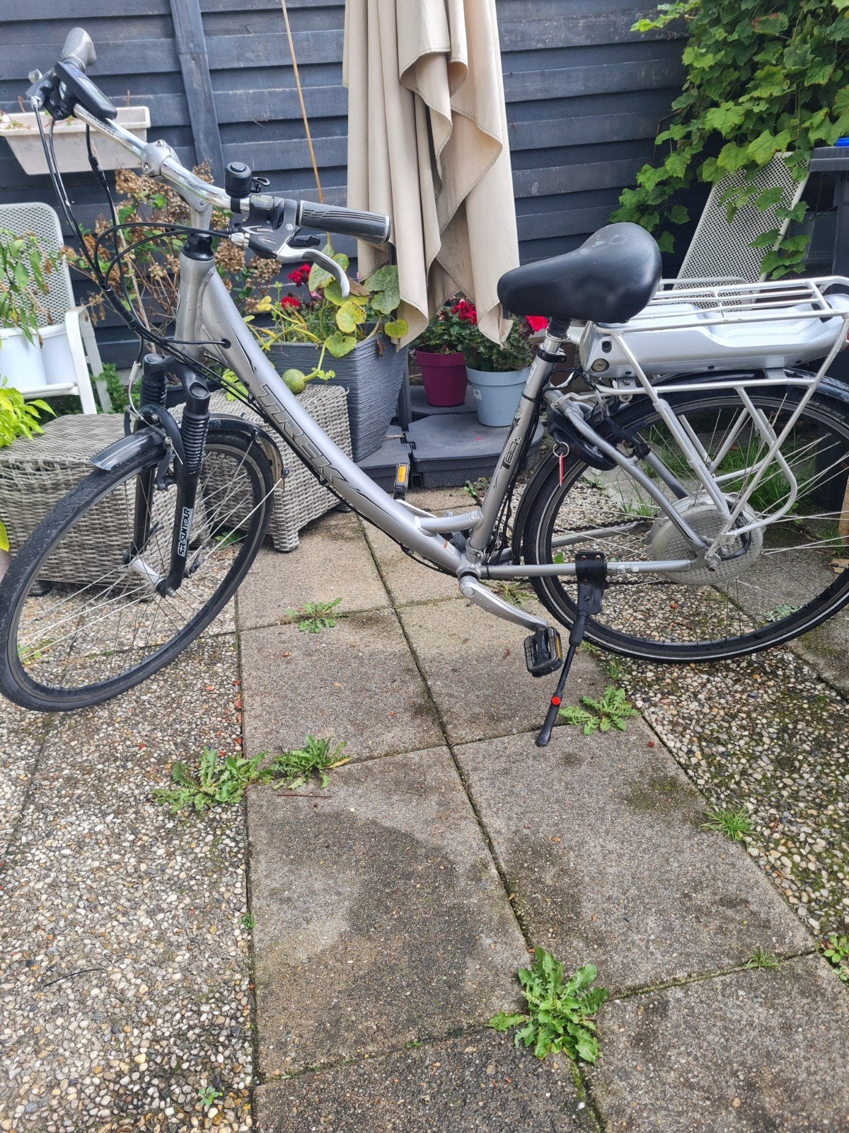 Trek T500 elektrische fiets 28 inch- Gebruikt, Fietsen en Brommers, 51 tot 55 cm, Ophalen, Gebruikt, Minder dan 30 km per accu