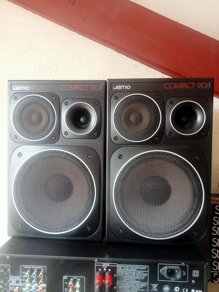 Jamo Compact 90, Ophalen, Gebruikt, 60 tot 120 watt, Front, Rear of Stereo speakers