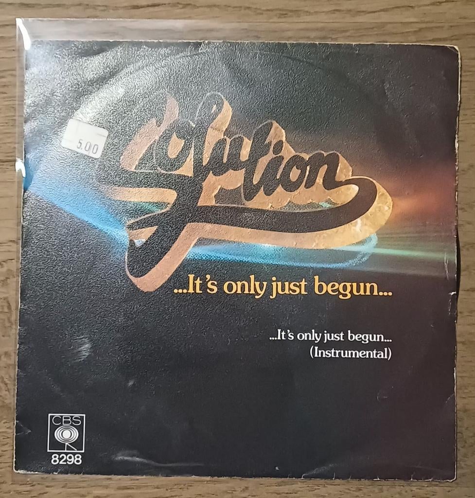 Solution - It's Only Just Begun - 7 inch vinyl single, 1 single, Ophalen of Verzenden, Gebruikt, Pop