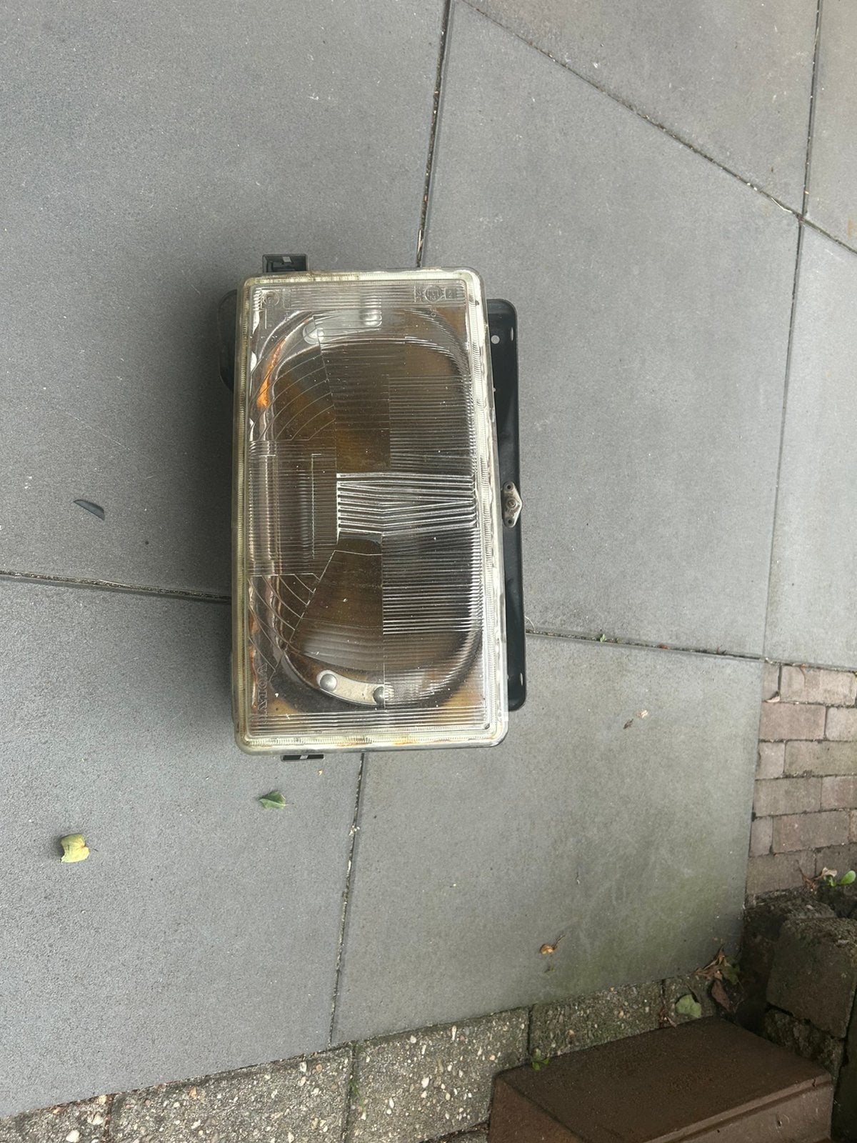 Koplamp volvo 240 rechts, Ophalen