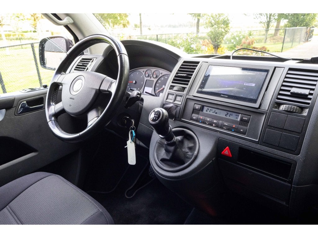 Volkswagen Caravelle T5 2.5TDI XXL Bed 5 Gordels, Volkswagen, Tot en met 2, Audio installatie, Overige merken