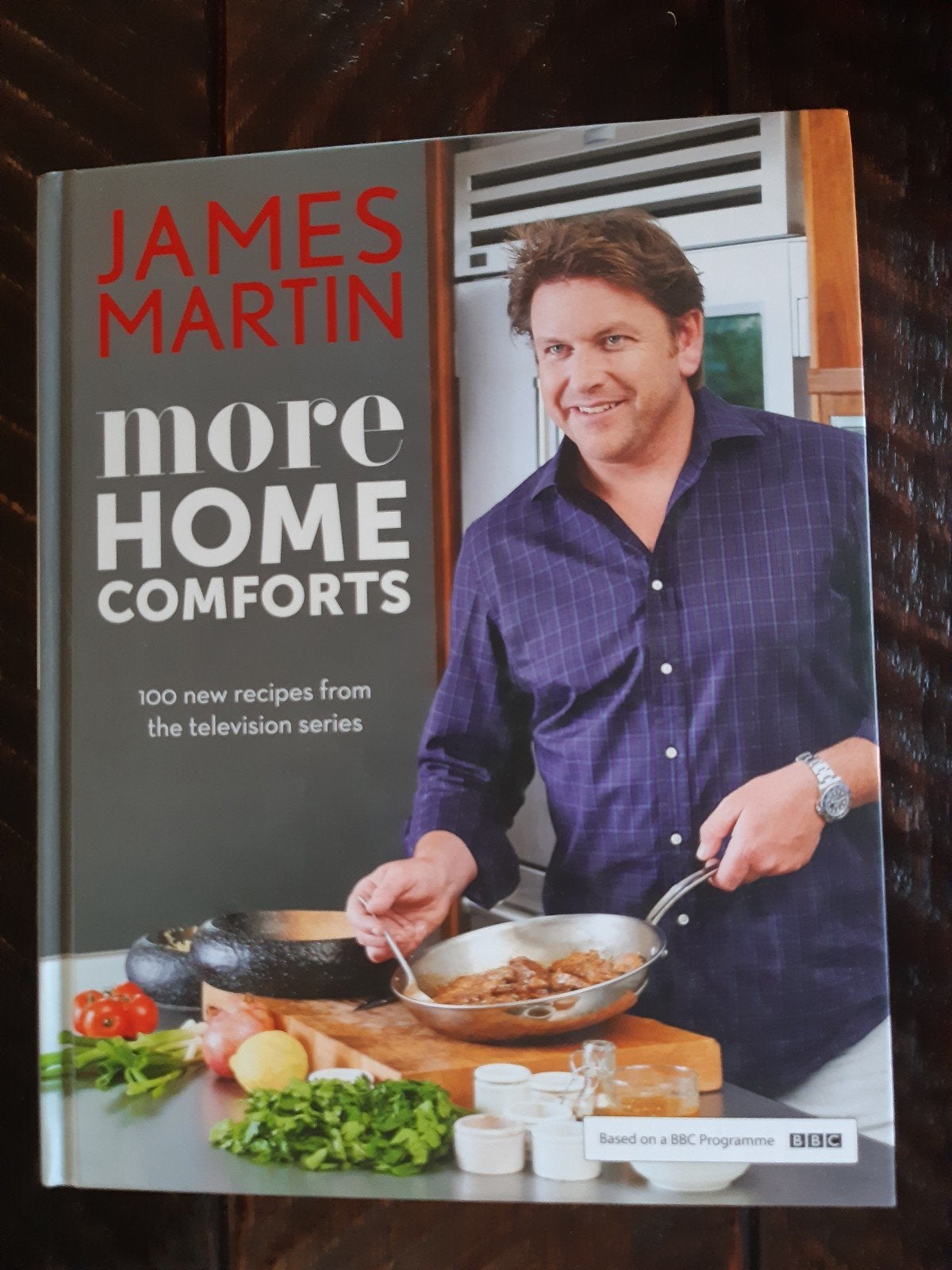 Kookboek James Martin; More home comforts, Boeken, Kookboeken, James Martin, Overige typen, Ophalen of Verzenden, Zo goed als nieuw