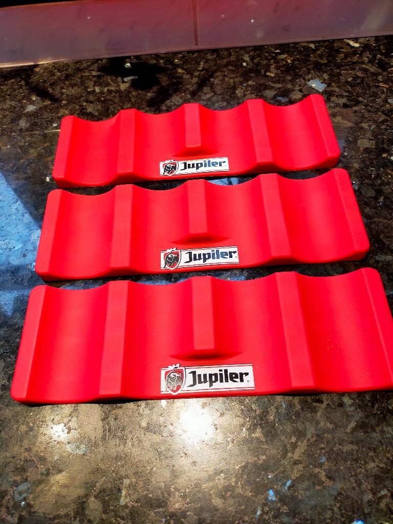 Jupiler bier blikjes houders voor in de ijskast., Verzamelen, Biermerken, Ophalen, Zo goed als nieuw, Overige typen, Jupiler