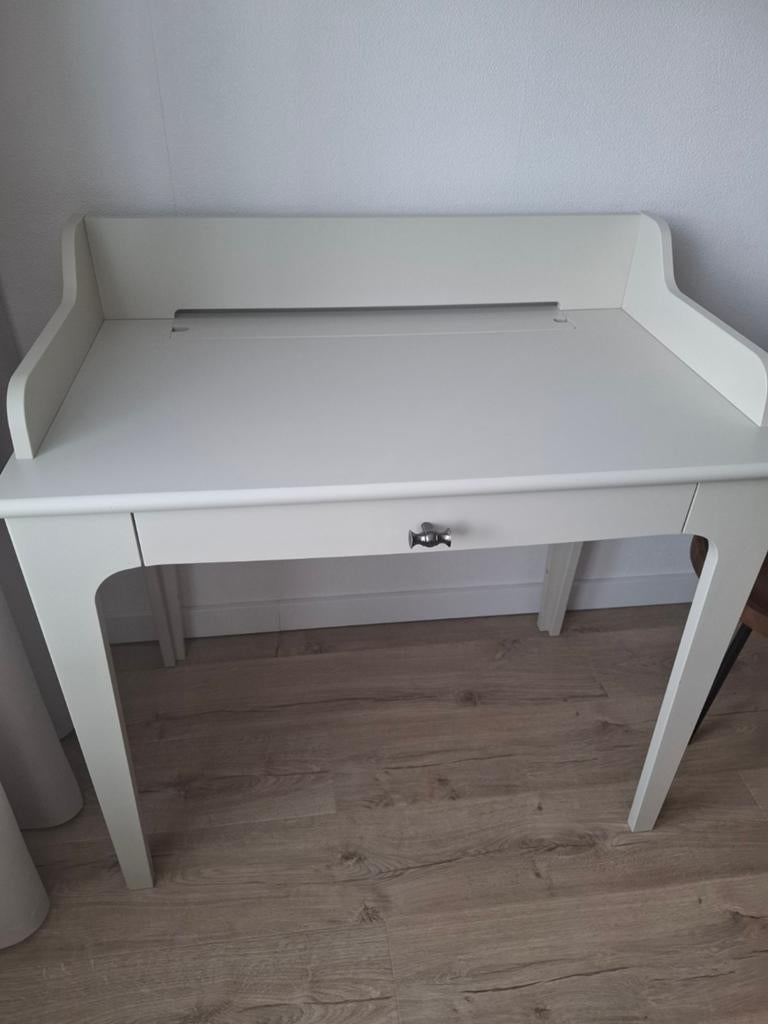 Mooi ikea bureau lommarp lichtbeige 90cm breed . ALS NIEUW ., Ophalen, Zo goed als nieuw
