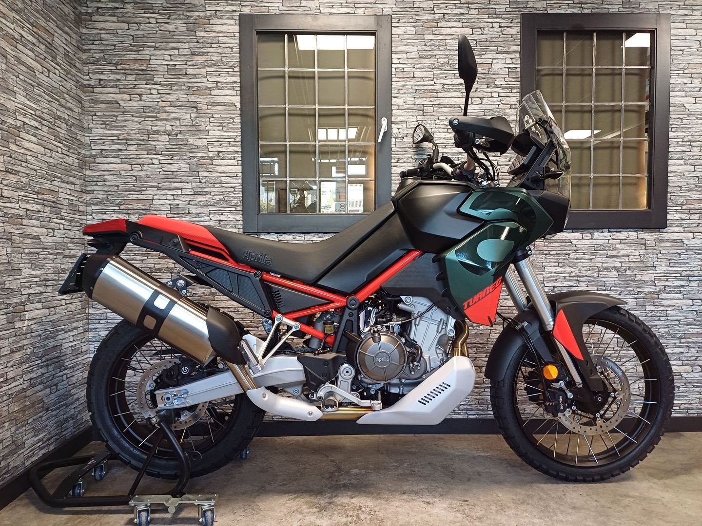 APRILIA TUAREG 660 03 - 2026  1200 km  direct beschikbaar, Motoren, Motoren | Aprilia, 2 cilinders, Motorrijbewijs A, Bedrijf