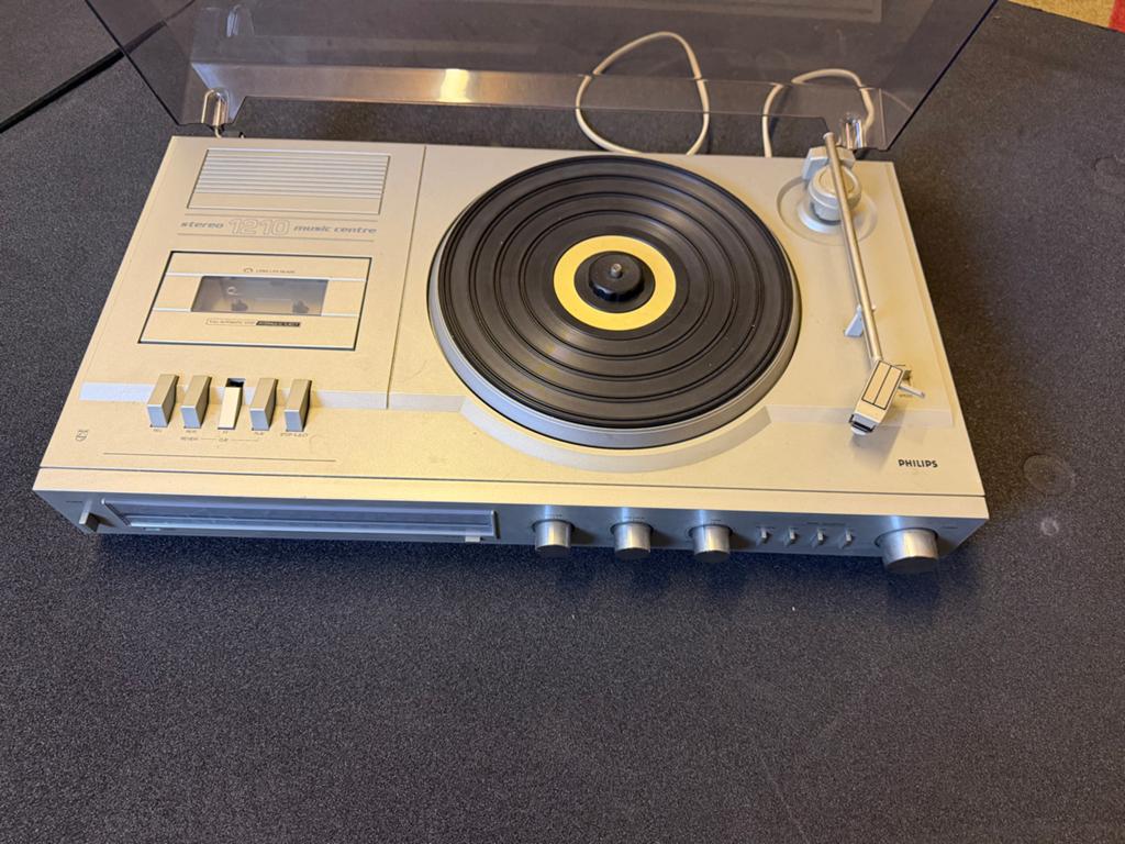 Philips Retro Platenspeler 3-in-1 Muziekcentrum, Audio, Tv en Foto, Platenspelers, Ophalen, Gebruikt, Platenspeler, Philips