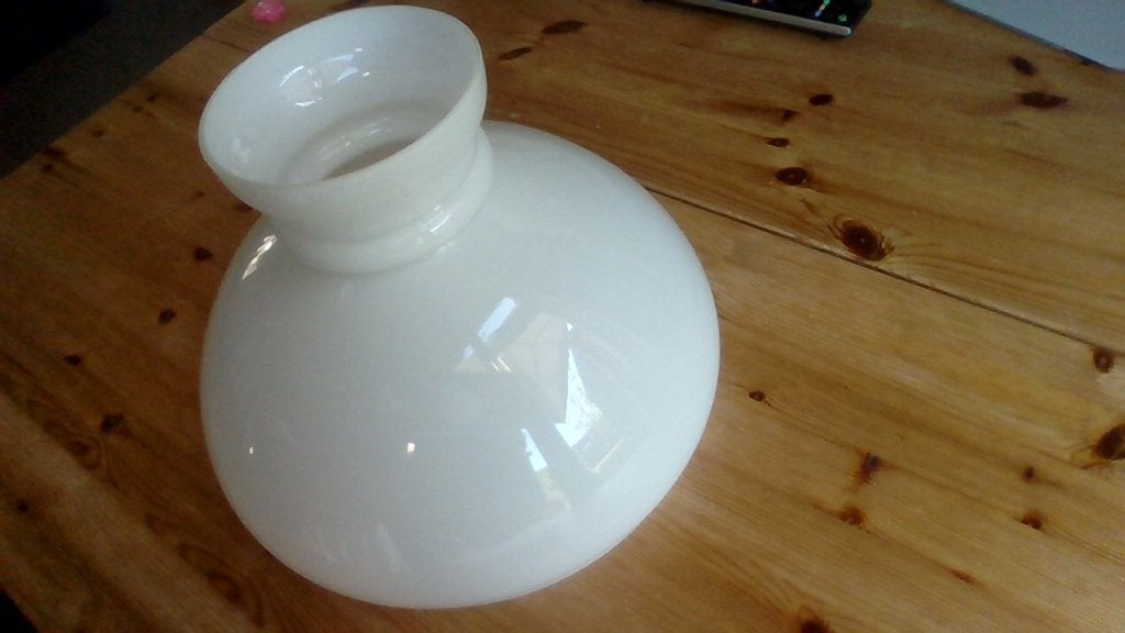 Lampenkap van wit glas, Huis en Inrichting, Ophalen of Verzenden, Zo goed als nieuw, Glas, Vintage