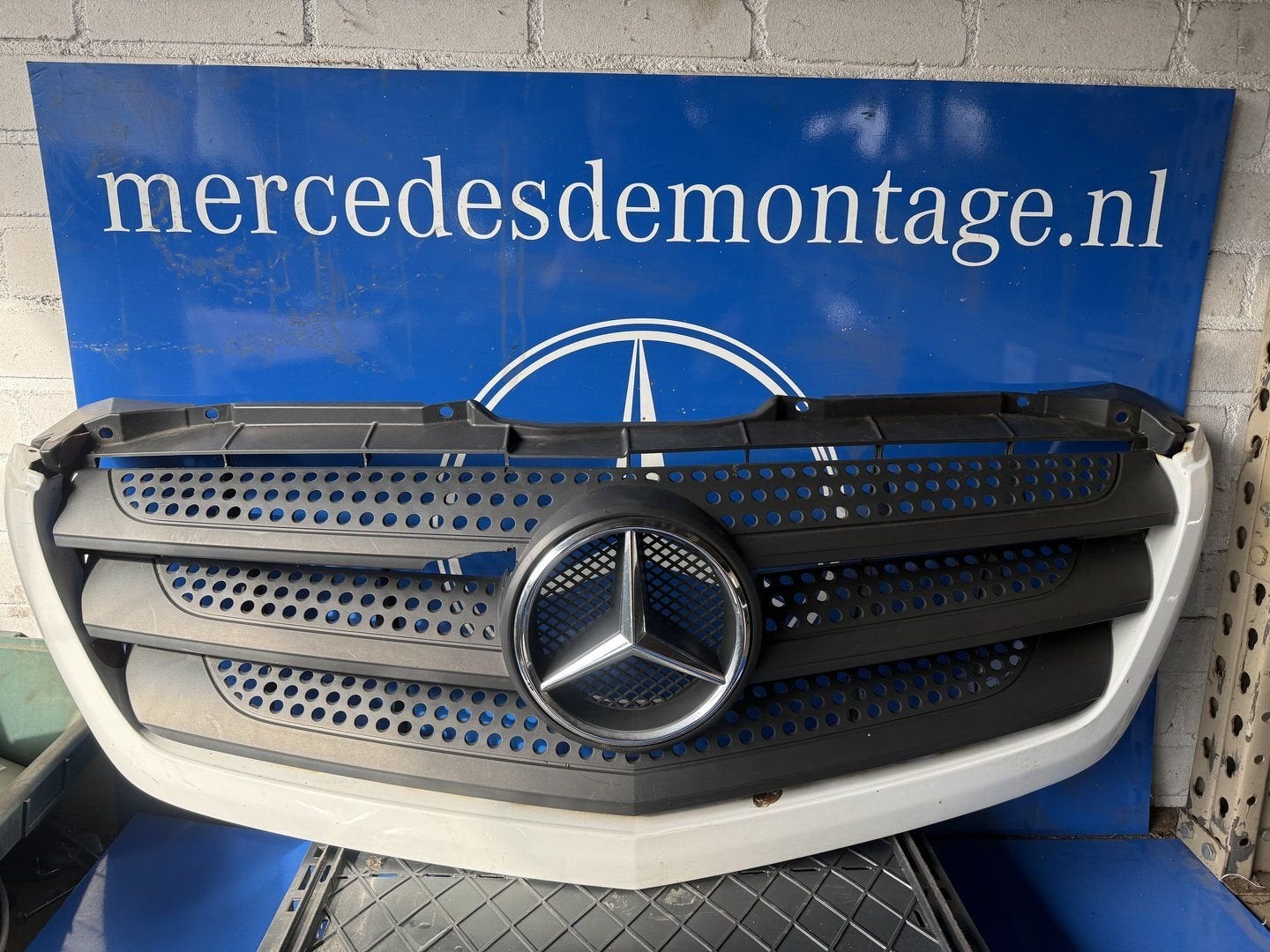 Grille Mercedes sprinter w906 facelift diversen kleuren!, Gebruikt, -, Ophalen of Verzenden, -