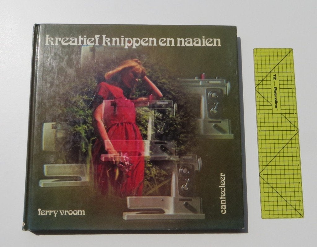 Vintage boek M4304: Vroom - Kreatief knippen en naaien 16+, Gelezen, Ophalen of Verzenden, Ferry Vroom, Borduren en Naaien