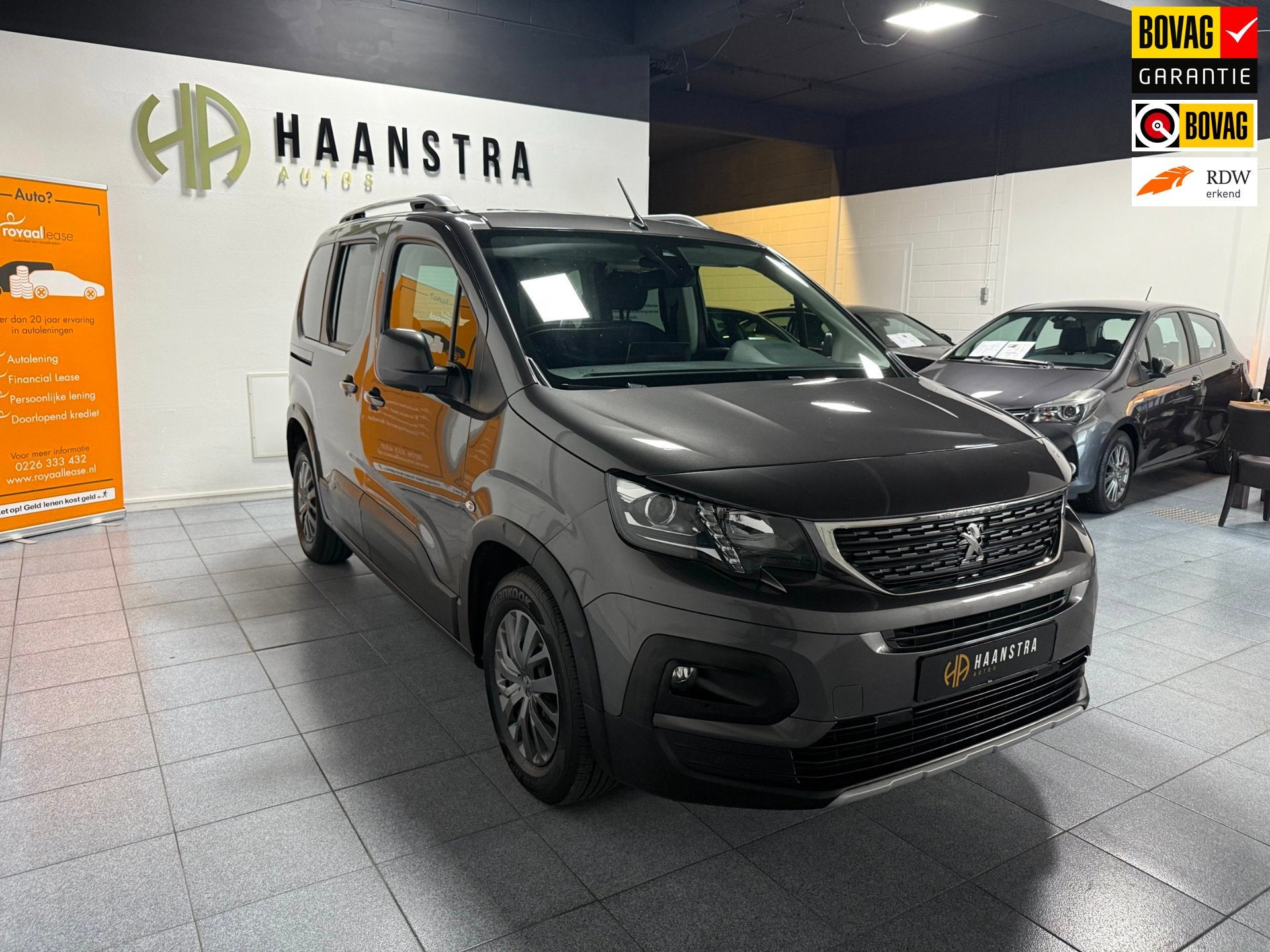 Peugeot RIFTER 1.2 Puretech Allure Autom Navi-Camera Apple-C, Auto's, Stof, Gebruikt, 1199 cc, 14 km/l