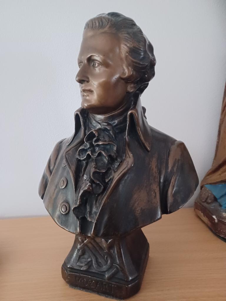 Bronzen Buste van Mozart, Buste, Ophalen of Verzenden, 20 - 50 cm, Bruin