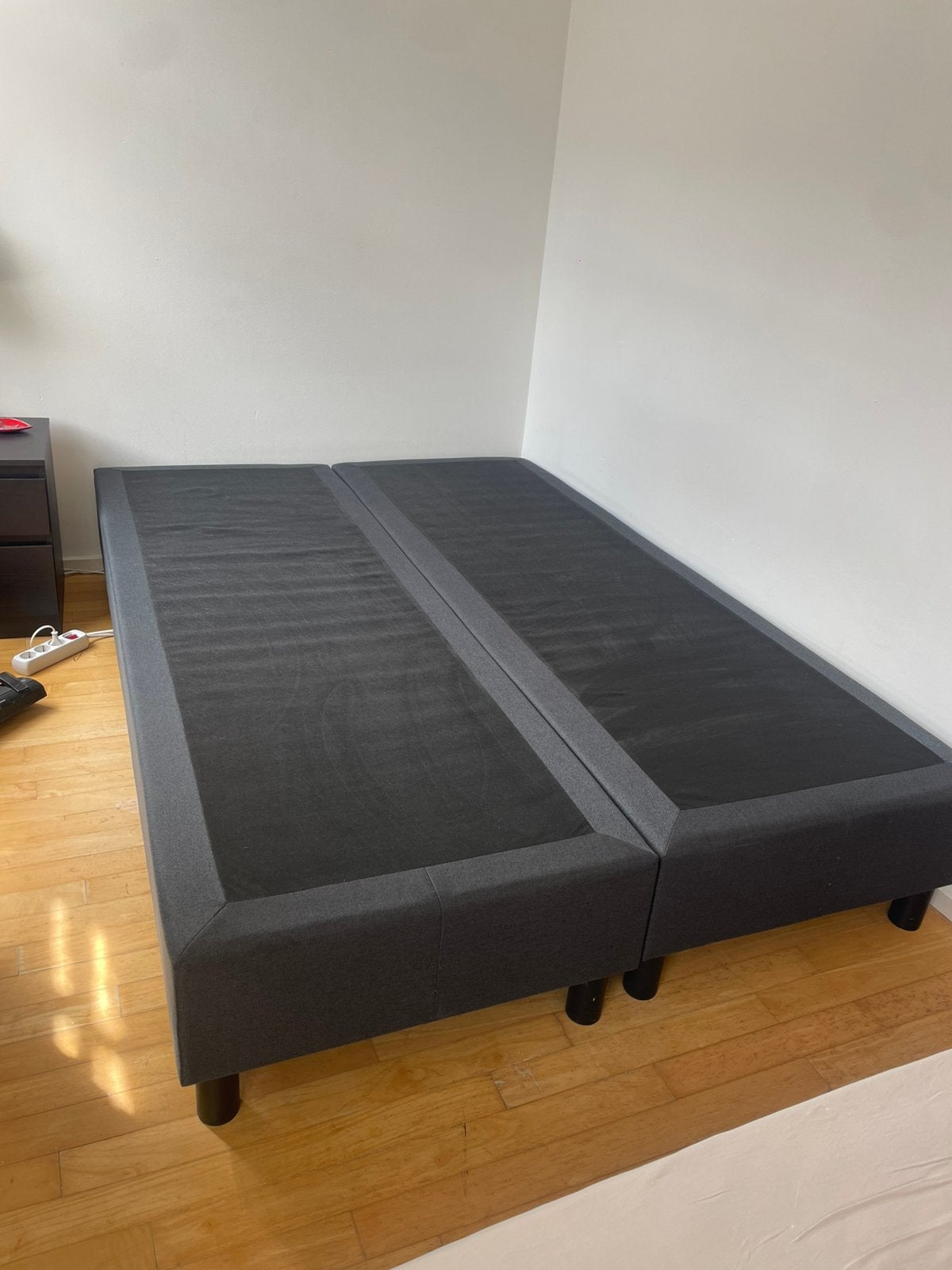 Grijze boxspring 140x220cm GRATIS, Ophalen, Zo goed als nieuw, Tweepersoons, 140 cm