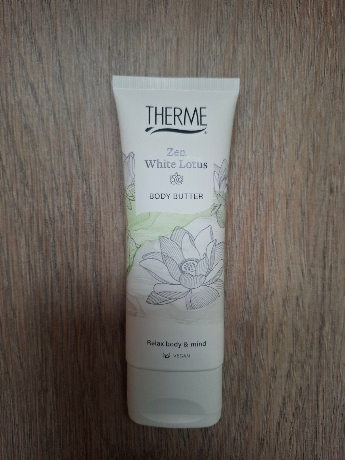 Therme Zen White Lotus body butter 70 ml, Sieraden, Tassen en Uiterlijk, Ophalen of Verzenden, Nieuw, Bodylotion, Crème of Olie