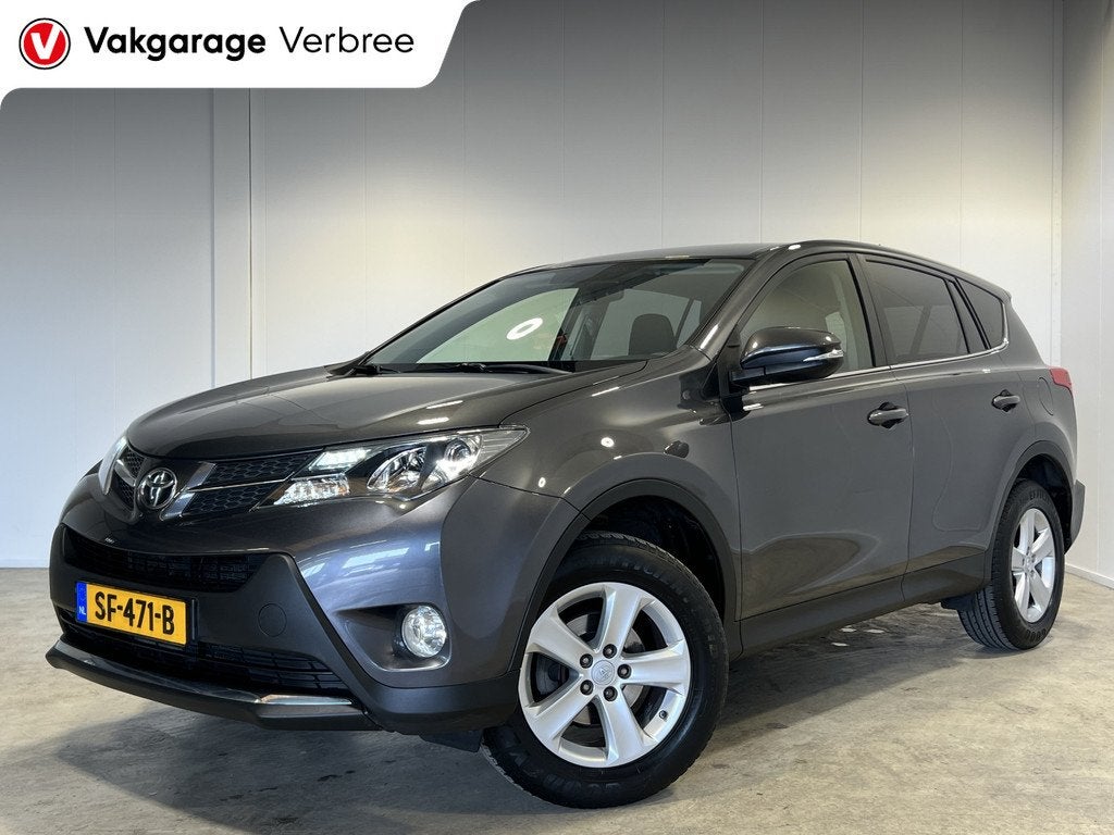 Toyota RAV4 2.0 Dynamic 4WD | LM Velgen 17" | Cruise Control, LED verlichting, Euro 5, Stof, Gebruikt