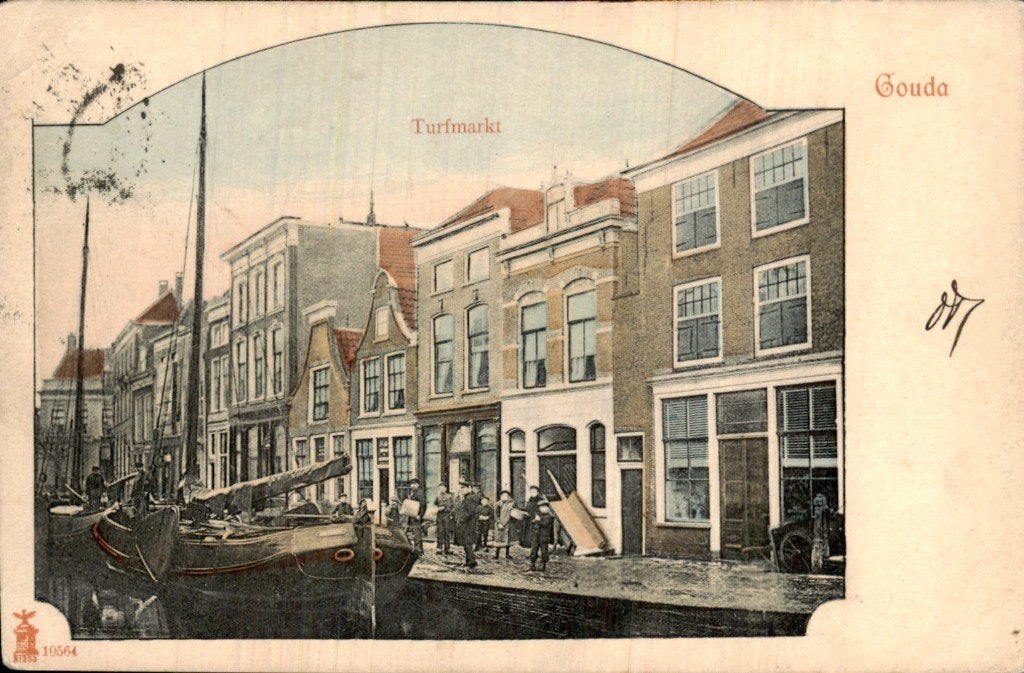 Gouda - Turfmarkt - Kade met boten, Ophalen of Verzenden, Voor 1920, Gelopen, Zuid-Holland