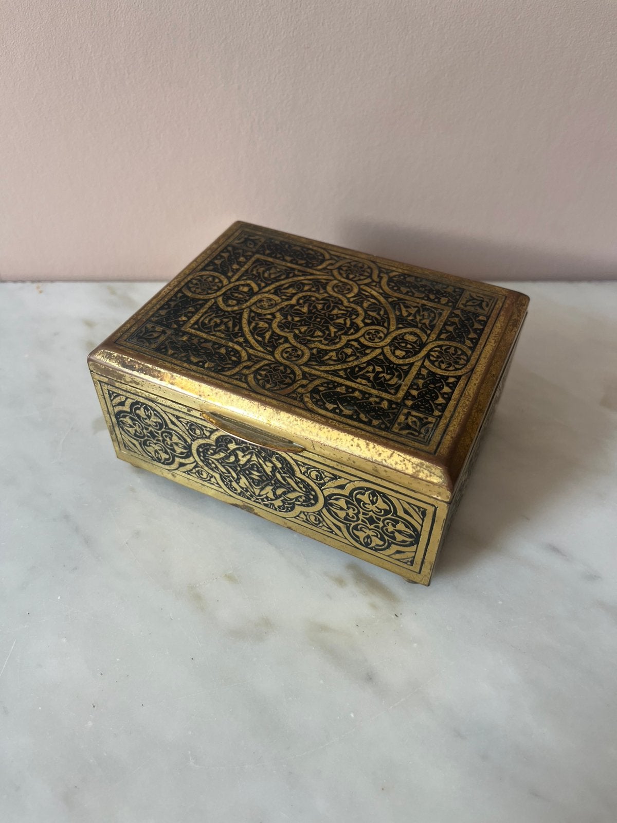 Prachtig Vintage Messing Doosje met Gravure - Sigarendoos, Ophalen of Verzenden