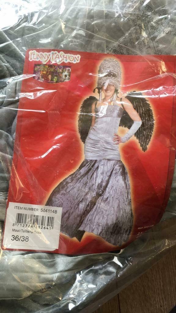 Halloween jurk grijs 36-38	 € 7,50, Ophalen of Verzenden, Zo goed als nieuw, Maat 36 (S), Carnaval